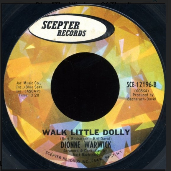 1967 RARE Dionne Warwick – The Windows Of The World / Walk Little Dolly 7” Vinyl - Picture 2 of 3